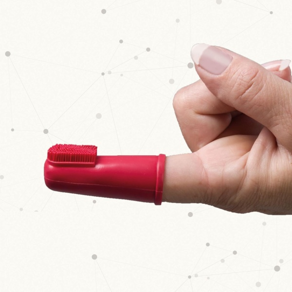 Beaphar | Finger Toothbrush | Dental Care For Dogs & Cats | For Accurate Cleaning | Soft Bristles | Ideal for Sensitive Pets | 2 Pack, Red - Image 3